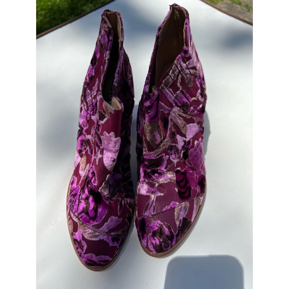 Anthropologie Pink Floral Ankle Boots - Picture 6 of 9
